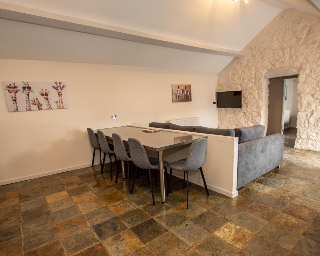Dwylig Isa Holiday Cottages Rhuddlan Buitenkant foto