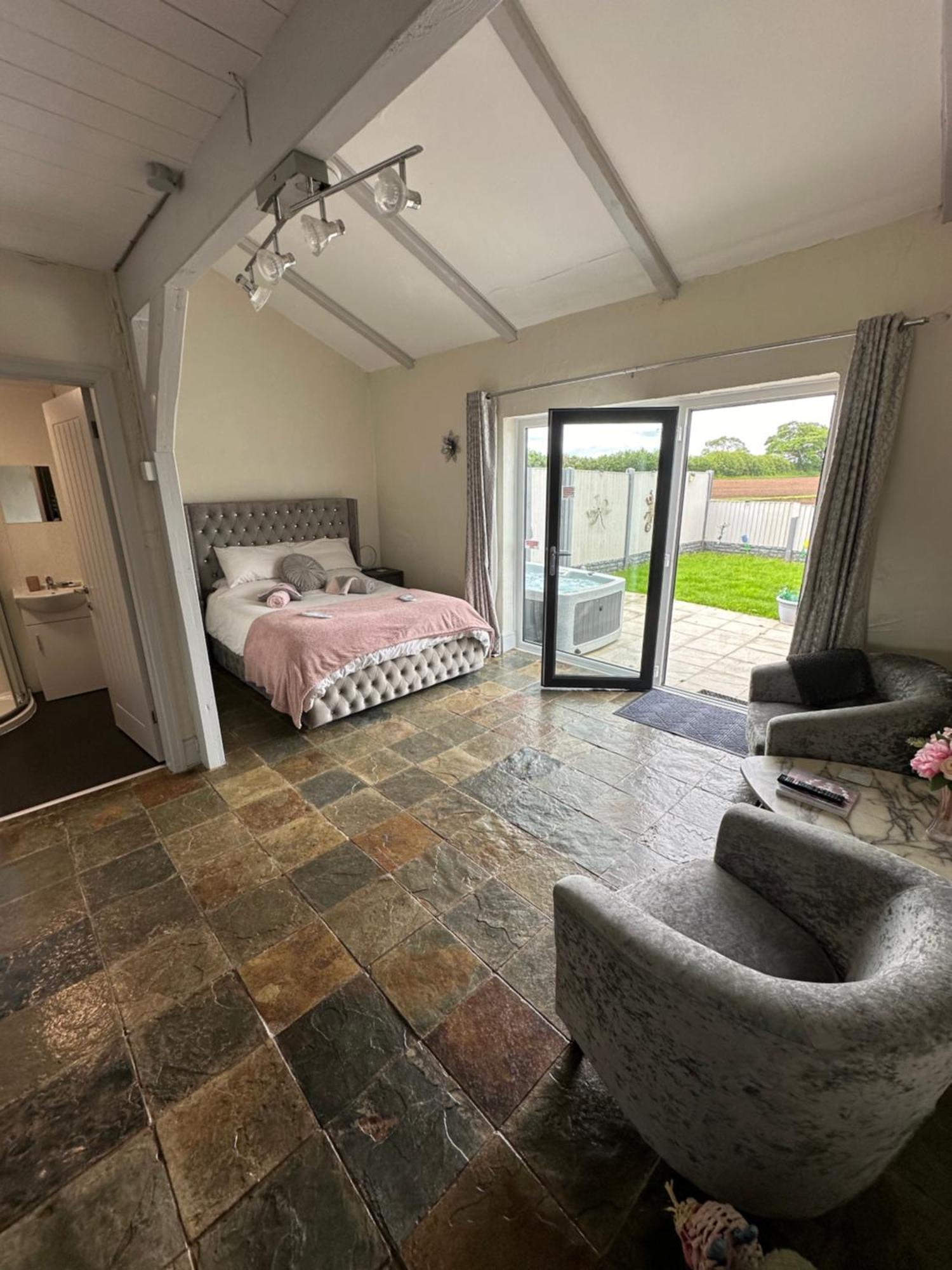 Dwylig Isa Holiday Cottages Rhuddlan Kamer foto