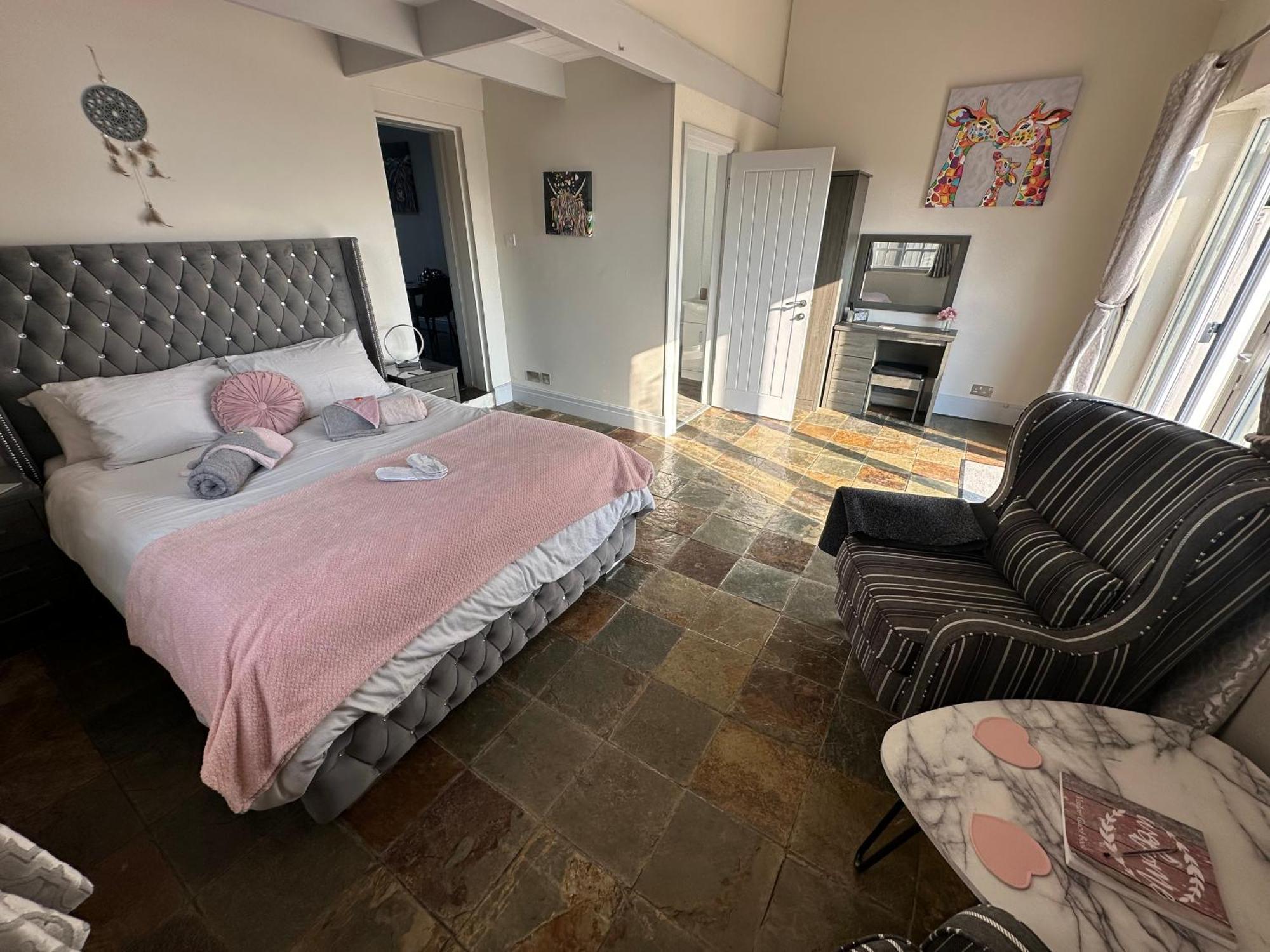 Dwylig Isa Holiday Cottages Rhuddlan Kamer foto